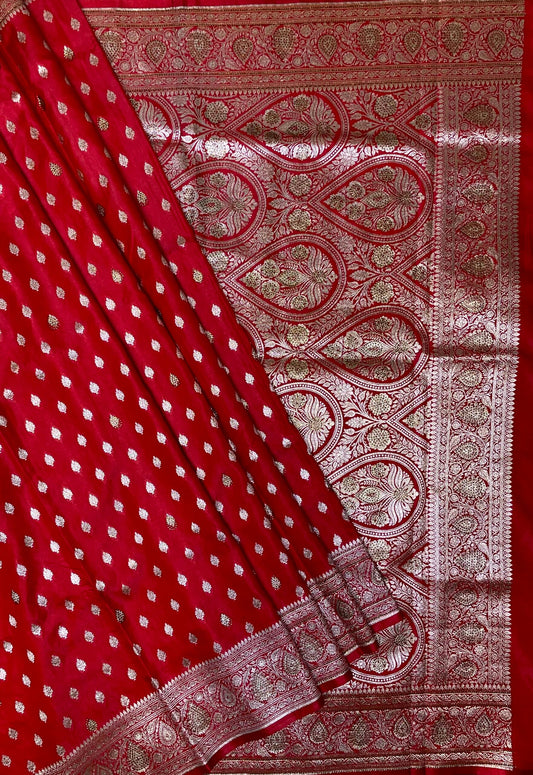 Red Banaras Katan Silk Saree with Body Butti and Stone Work Design b0201ds