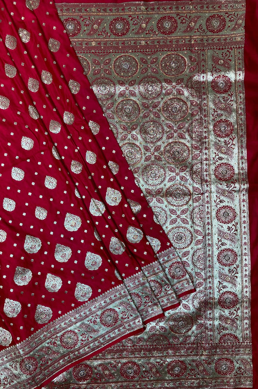 Tomato Red Banaras Katan Silk Saree with Body Butti and Stone Work Design b0202ds