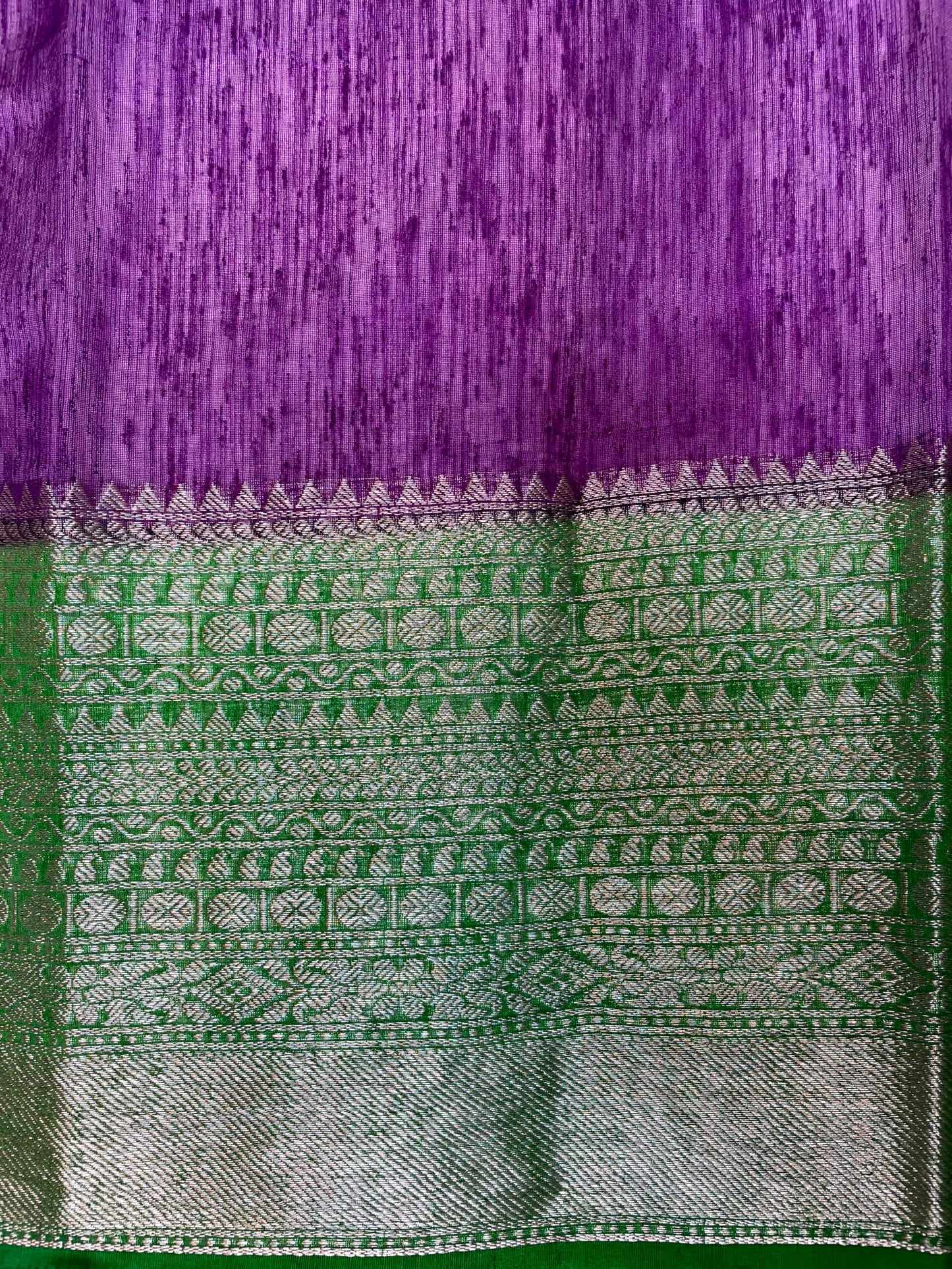 Purple and Green Banaras Linen Saree with Intricate Border and Pallo Design b0208ds