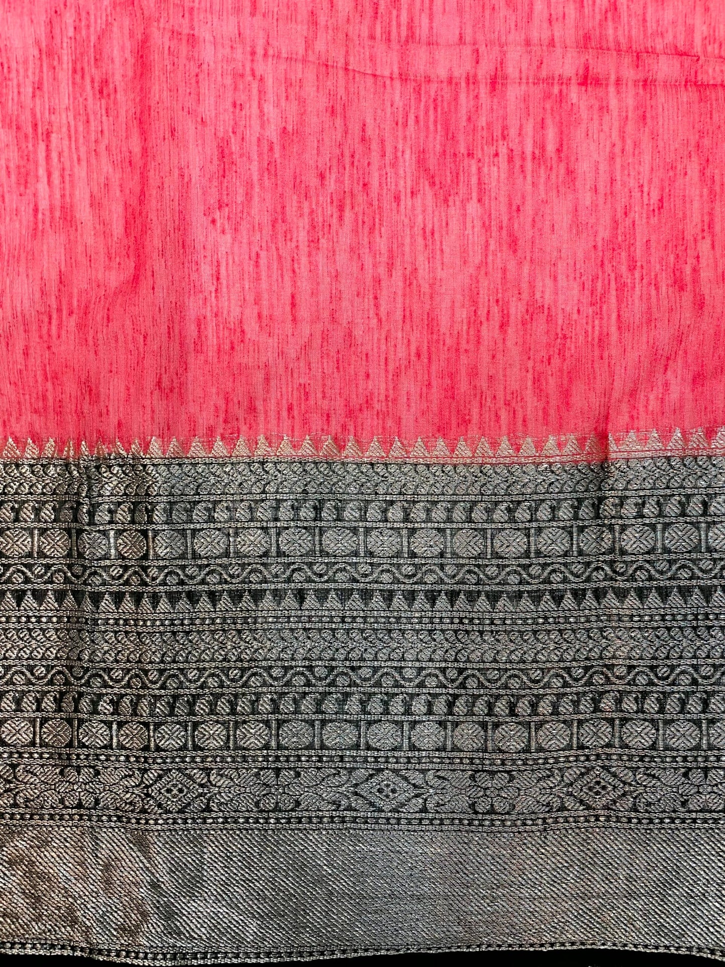 Pink and Black Banaras Linen Saree with Intricate Border and Pallo Design b0210ds