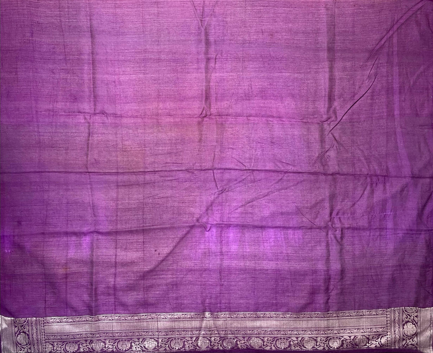 Violet and Beige Black Banaras Georgette with Body Border and Pallu Design b0268ds