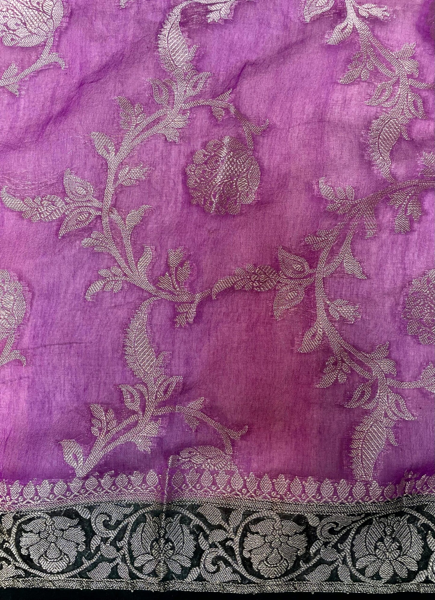 Magenta Banaras Georgette with Body Border and Pallu Design b0276ds