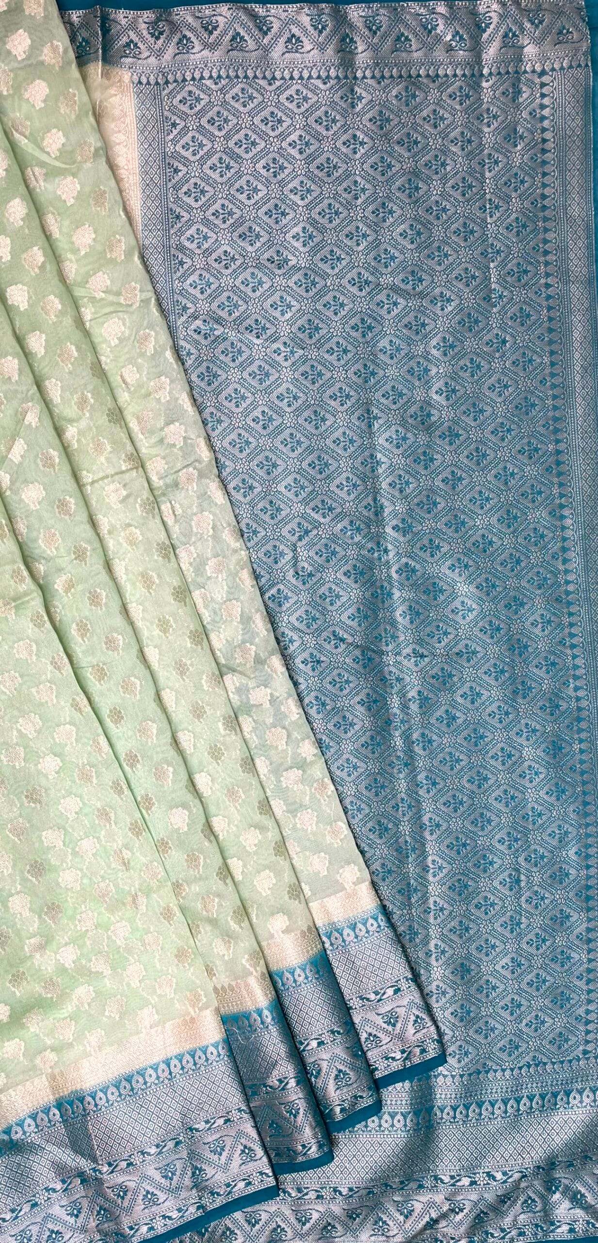 Light Yellow and Blue Banaras Georgette with Body Border and Pallu Design b0277ds