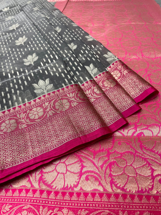 Pink and Grey Organza Saree with Contrast Border and Allover Geometrical Body Design b0282ds