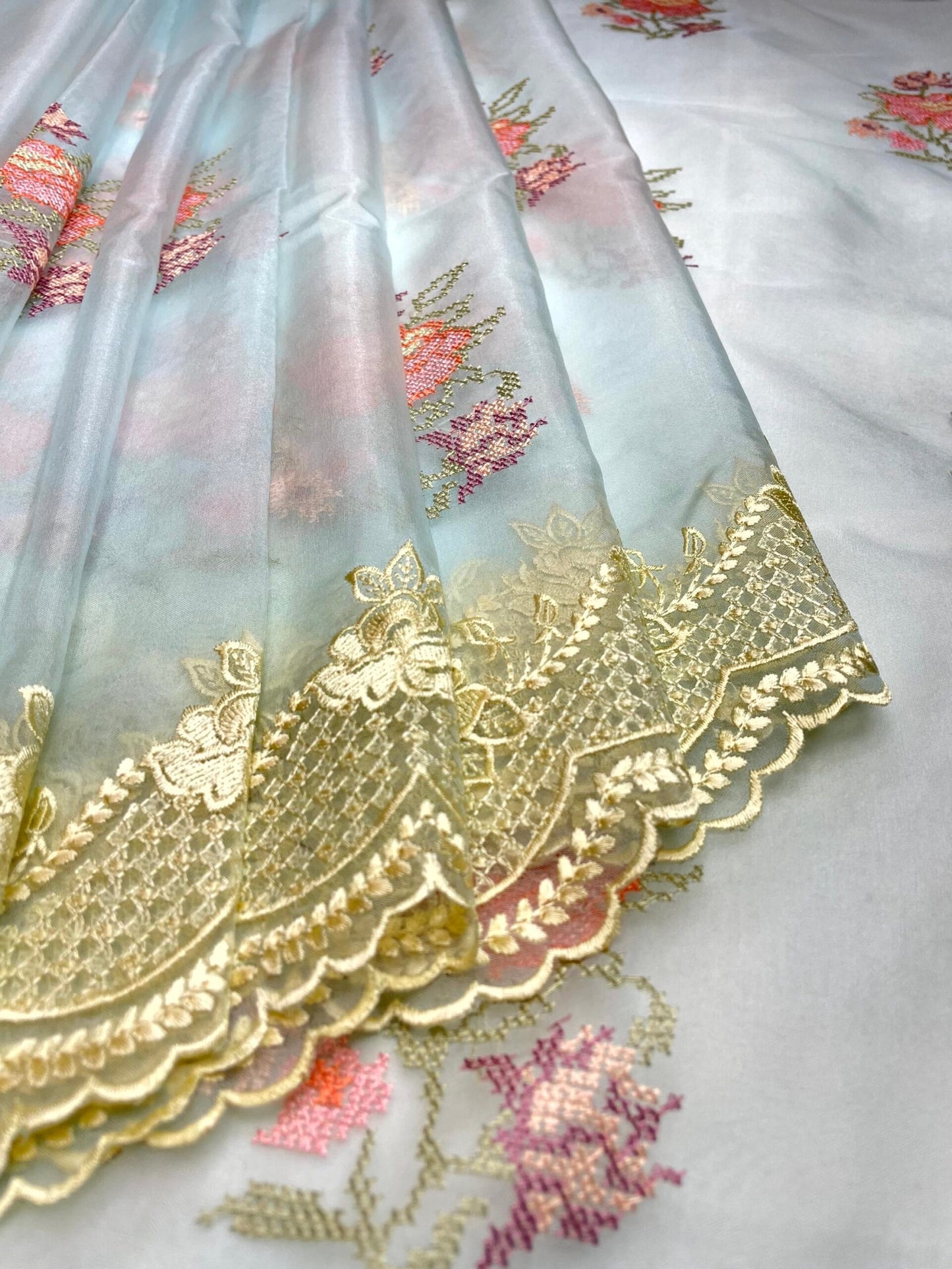 Blue Organza Saree Hand Embroidery with Butta and Border Design b0285ds