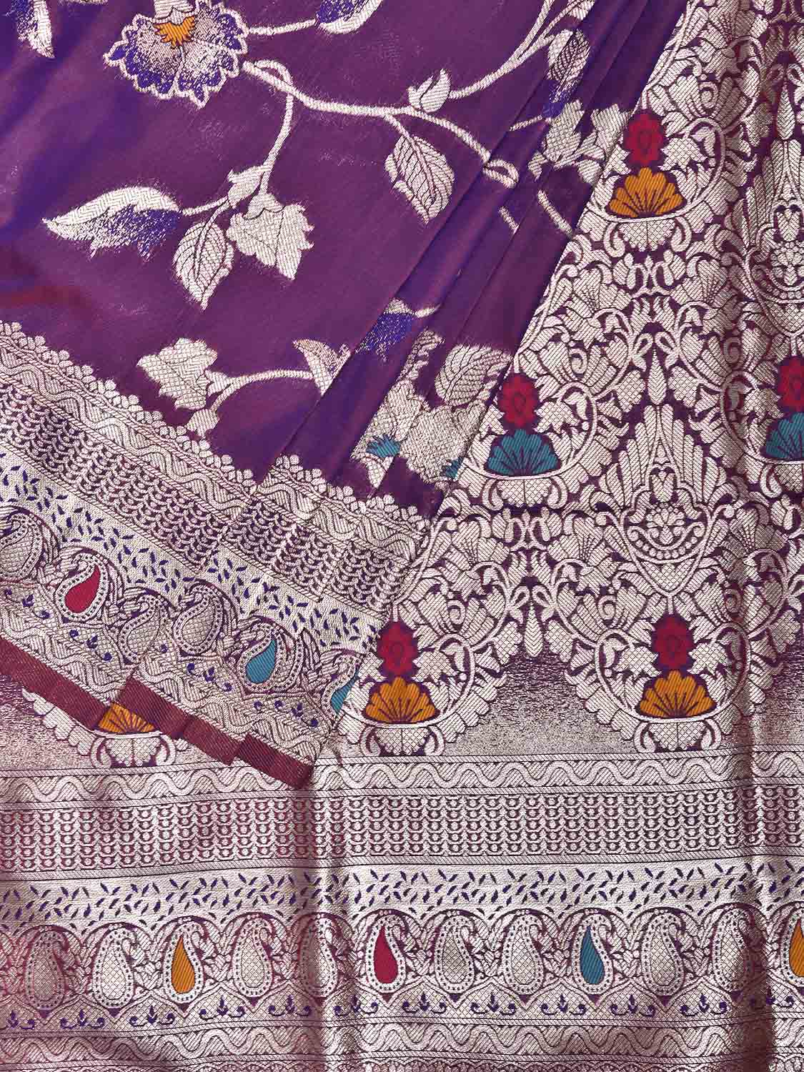 Purple Banaras Viscose Silk Saree with Floral Body and Pallu Design b0312