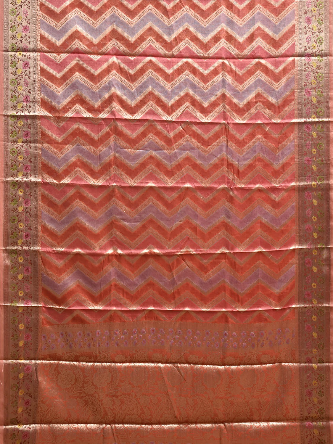 Peach Banaras Tissue Saree with Zig-Zag and Border-Pallu Design b0234