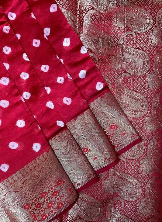 Red Banaras Bandhani Silk Saree with Border and Pallu Design b0405ds