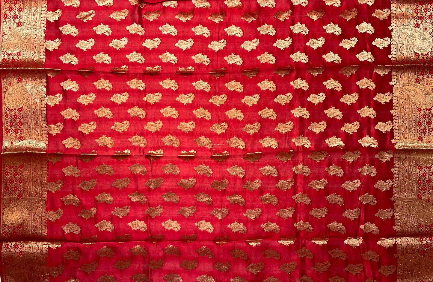 Red Banaras Bandhani Silk Saree with Border and Pallu Design b0405ds