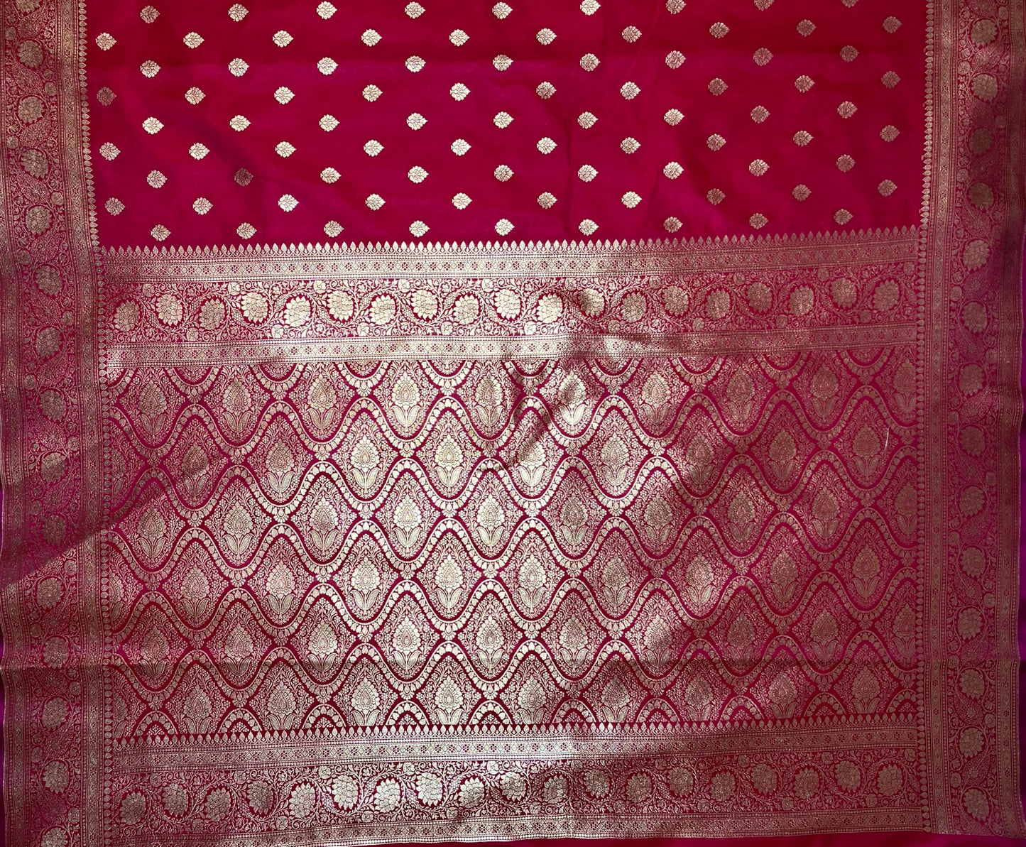 Dark Onion Pink Banaras Katan Silk Saree with Body Butti and Border Design b0434ds
