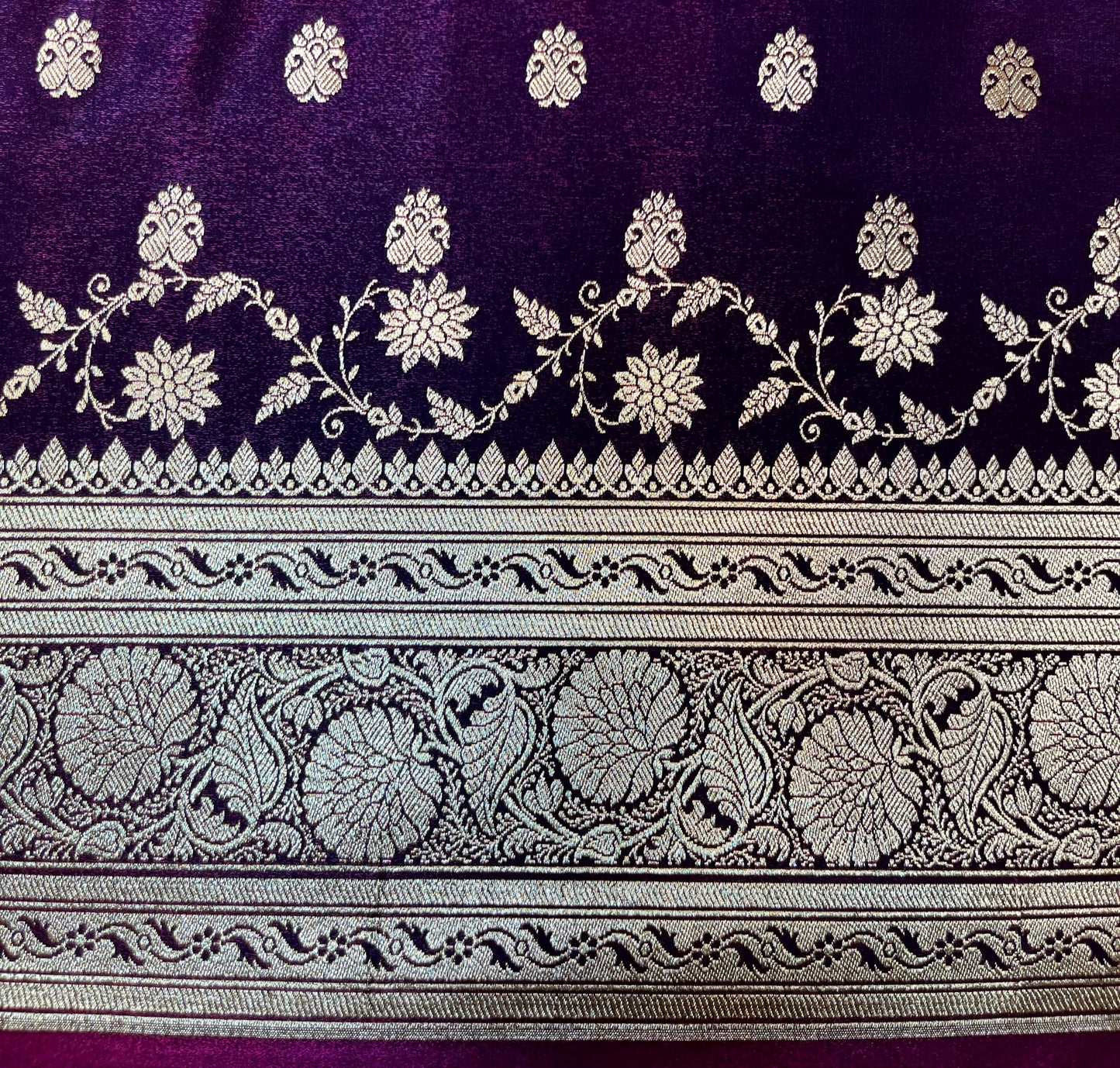 Dark Violet Banaras Katan Silk Saree with Body Butti and Border Design b0440ds