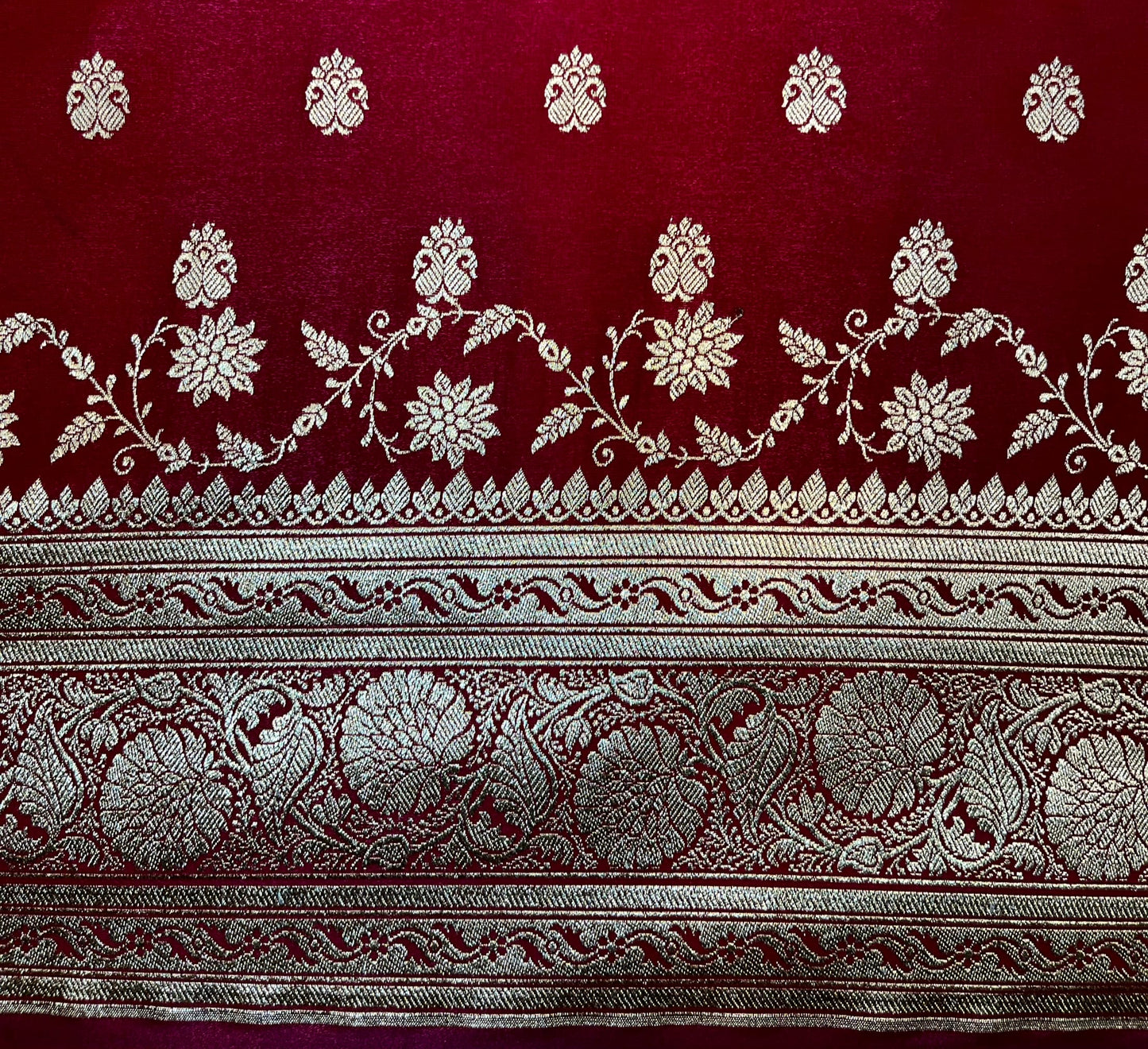 Dark Red Banaras Katan Silk Saree with Body Butti and Border Design b0446ds