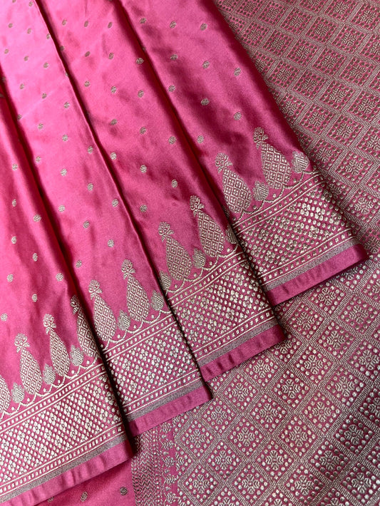 Pink Burgundy Banaras Katan Silk Saree with Body Butti and Border Design b0455ds
