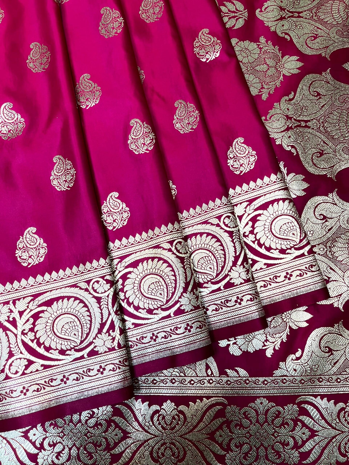 Magenta Banaras Katan Silk Saree with Body Butti Design b0471ds