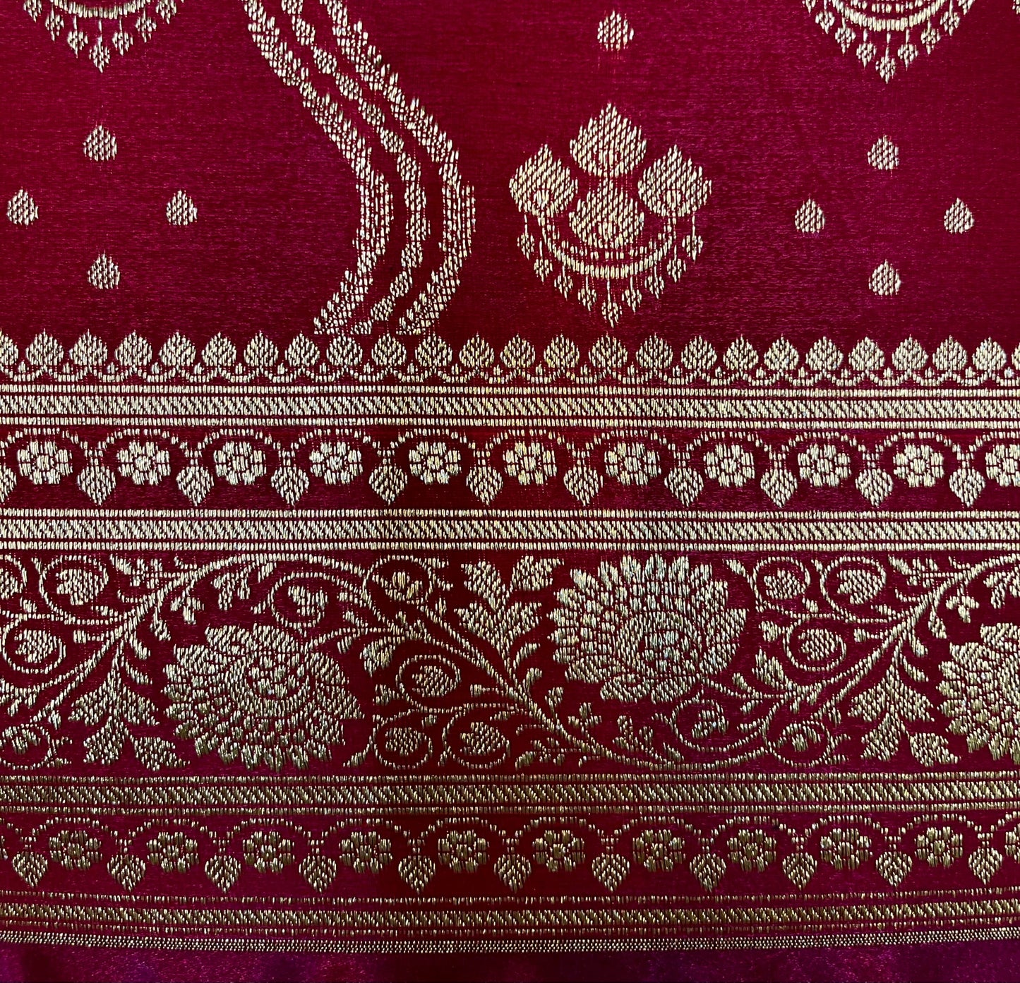 Magenta Banaras Katan Silk Saree with Body Butti Design b0477ds