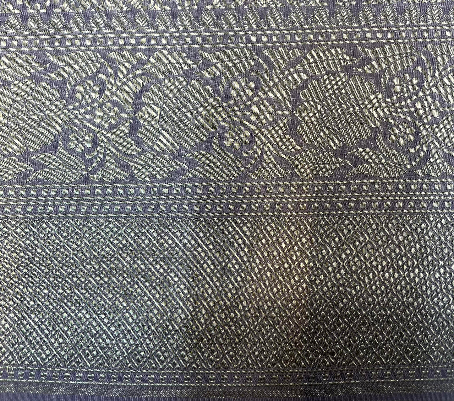 Light Violet Banaras Allover Brocade Saree with Border and Pallu Design b0494ds