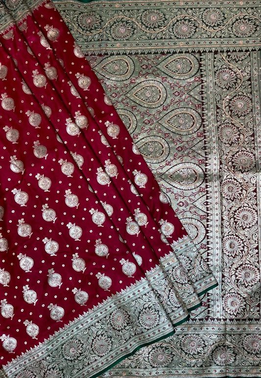 Banaras Katan Silk Saree with Contrast Blouse with Body Butti and Stone Work Design b0160ds