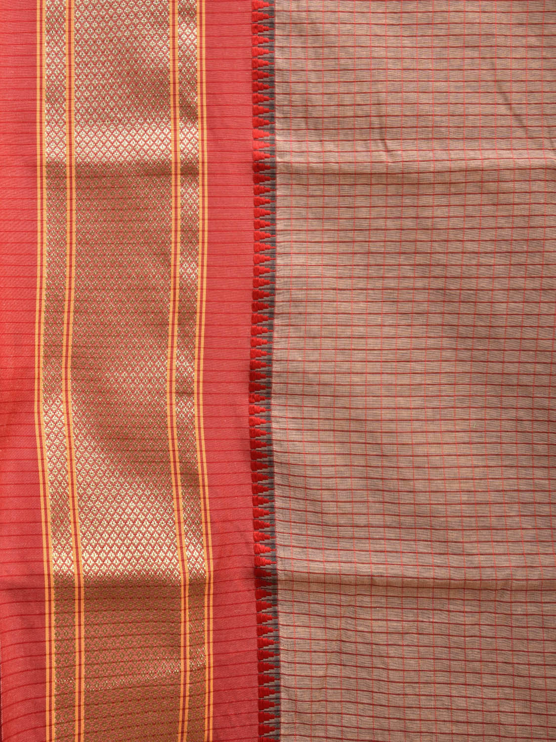 Fawn and Red Bamboo Cotton Saree with Checks Design No Blouse bc0402
