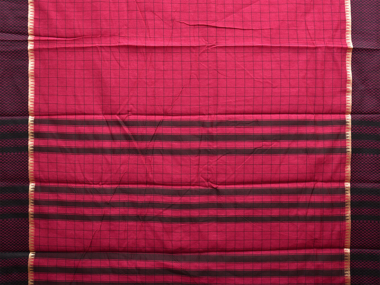 Magenta and Black Bamboo Cotton Saree with Big Checks Design No Blouse bc0449