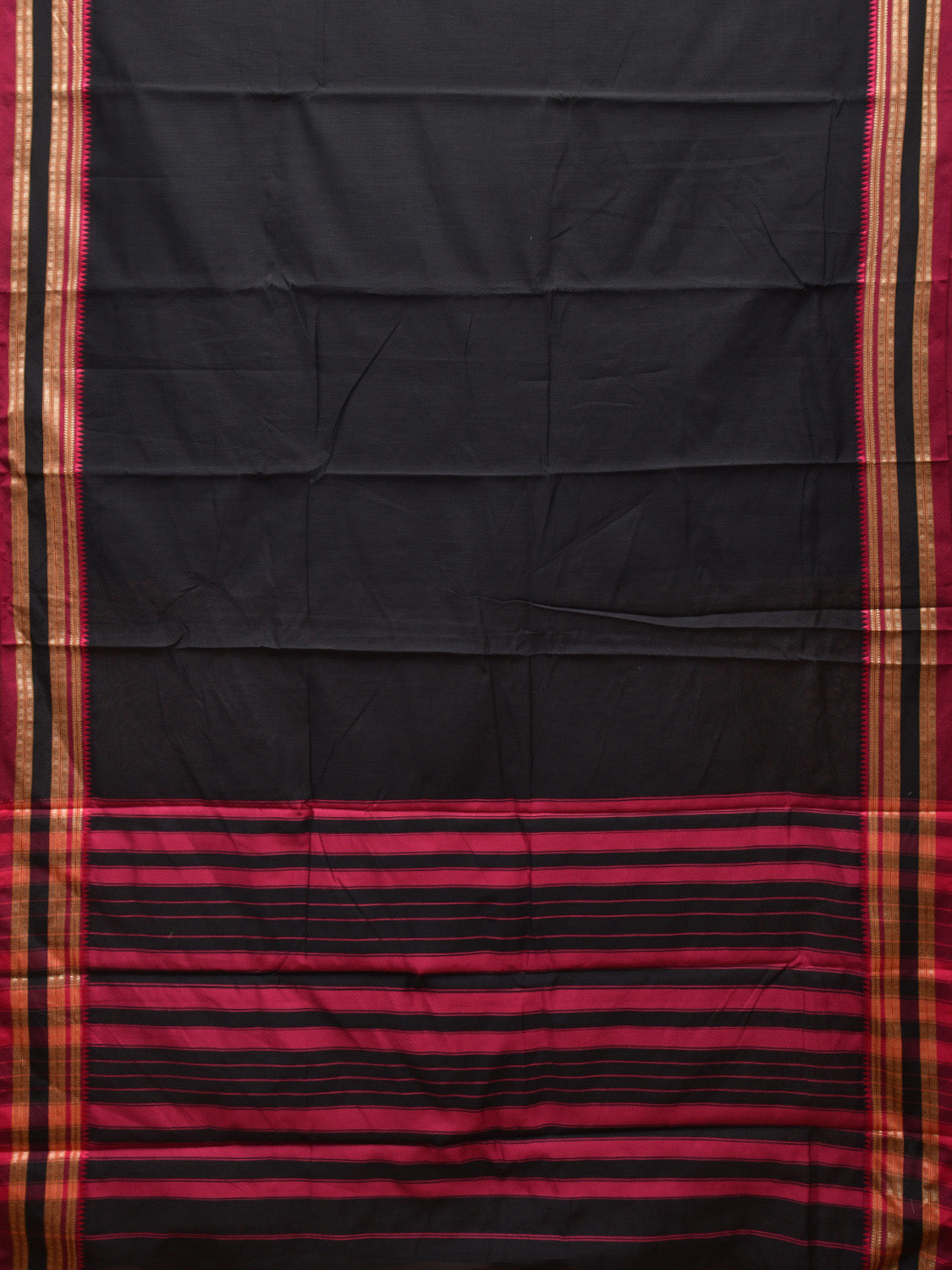 Black and Pink Bamboo Cotton Plain Saree with Strips Pallu Design No Blouse bc0460