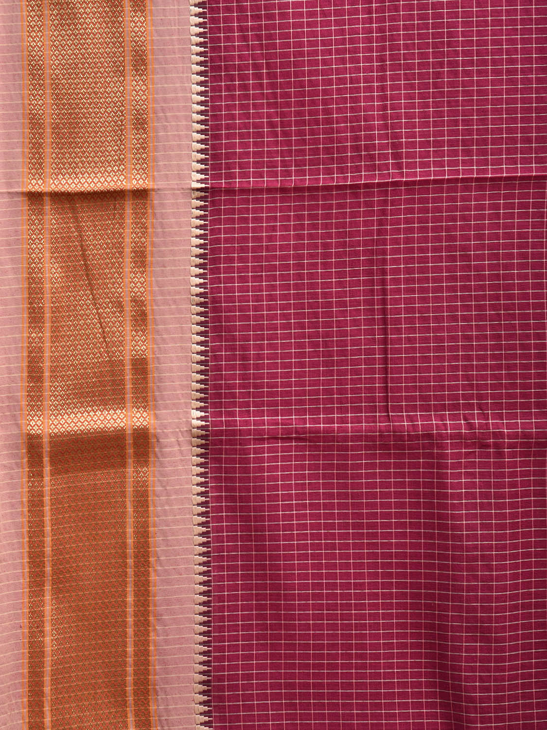 Magenta and White Bamboo Cotton Saree with Checks Design No Blouse bc0740