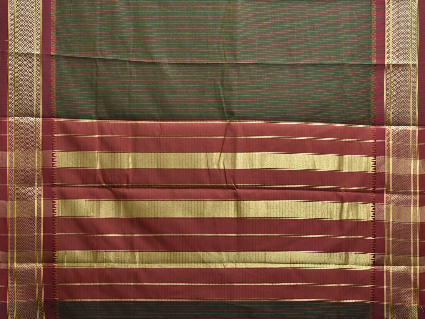 Dark Green and Red Bamboo Cotton Saree with Checks Design No Blouse bc0851