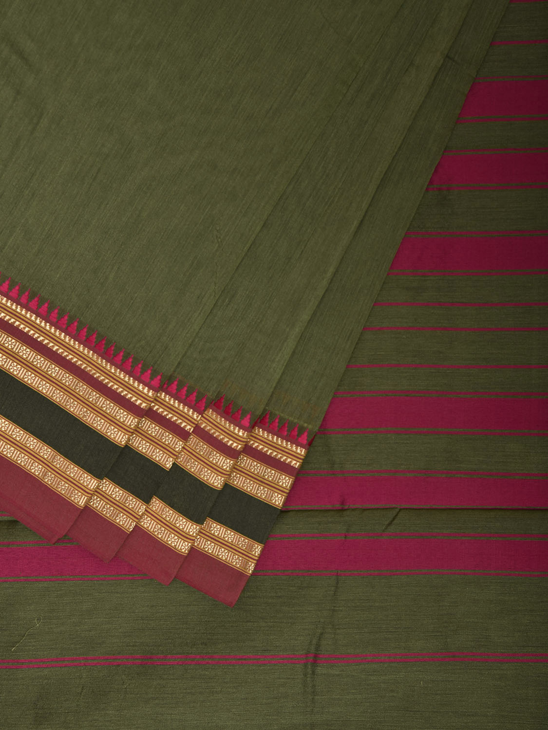 Olive and Pink Bamboo Cotton Plain Saree with Strips Pallu Design No Blouse bc0957
