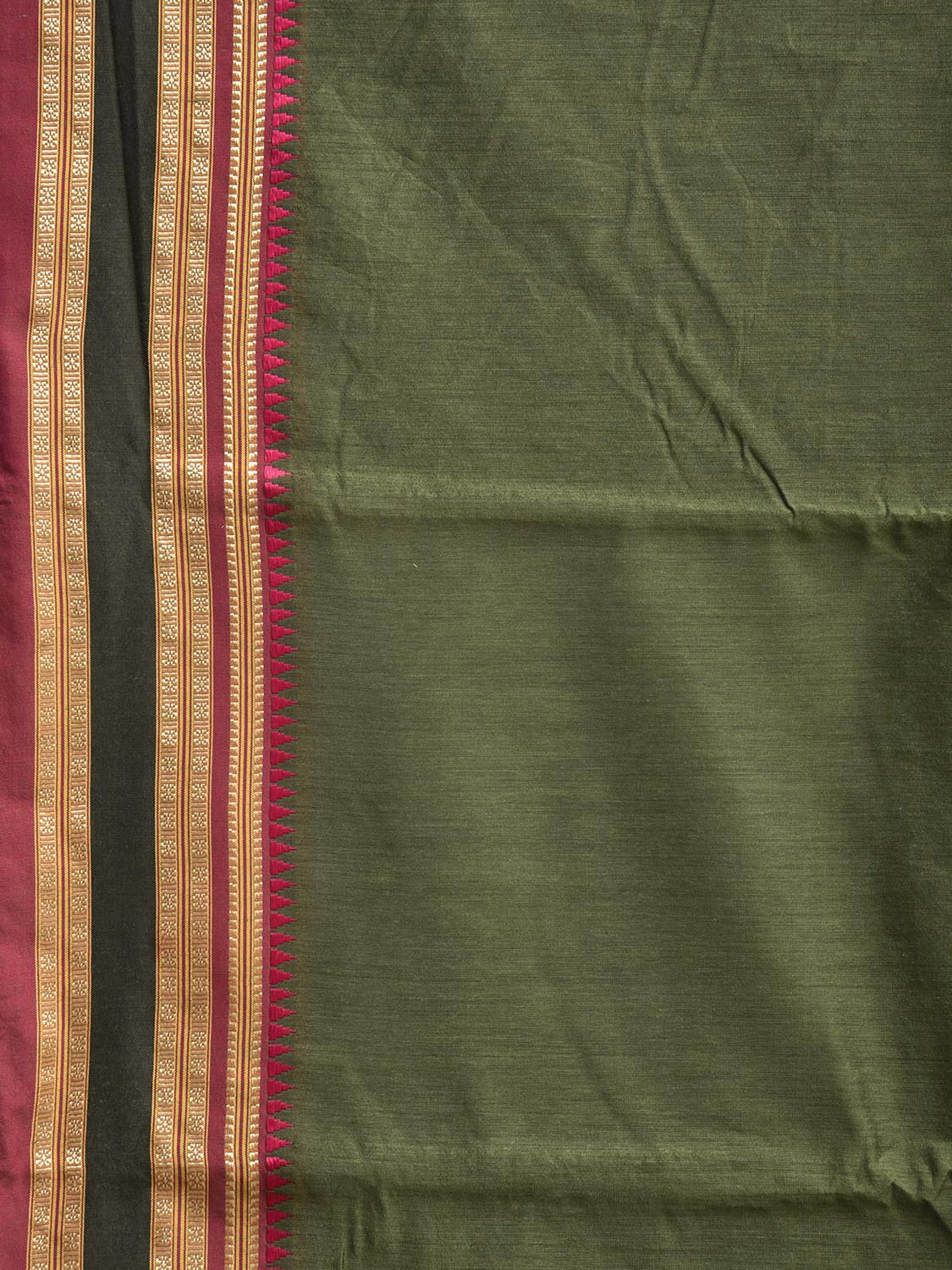 Olive and Pink Bamboo Cotton Plain Saree with Strips Pallu Design No Blouse bc0957