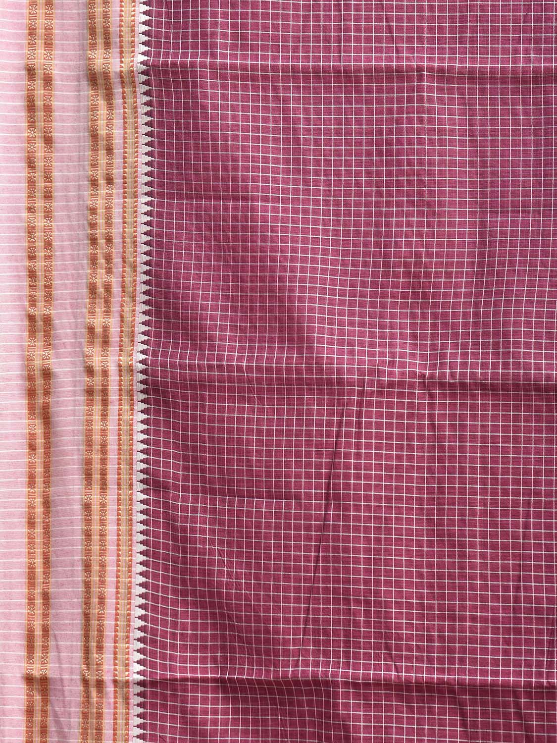 Magenta and White Bamboo Cotton Saree with Checks Design No Blouse bc0963
