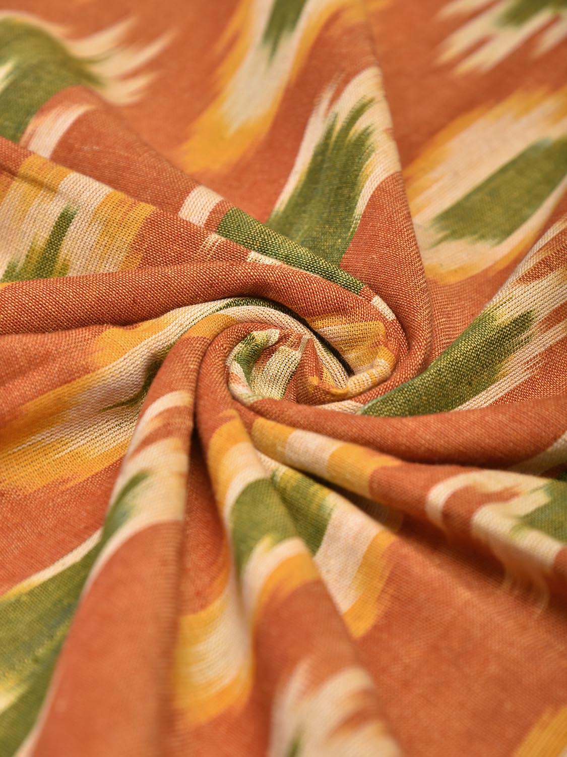 Orange and Cream Pochampally Ikat Cotton Handloom King Size Bedsheet with Buta Design 90 x 108 Inches with Pillow Covers bd0070