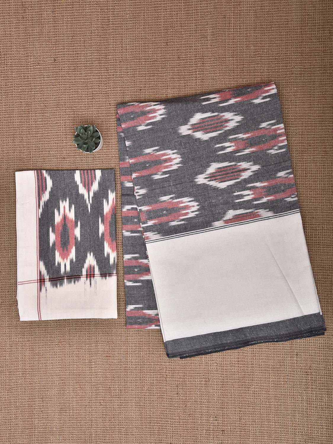 Grey and White Pochampally Ikat Cotton Handloom King Size Bedsheet with Buta Design 90 x 108 Inches with Pillow Covers bd0071