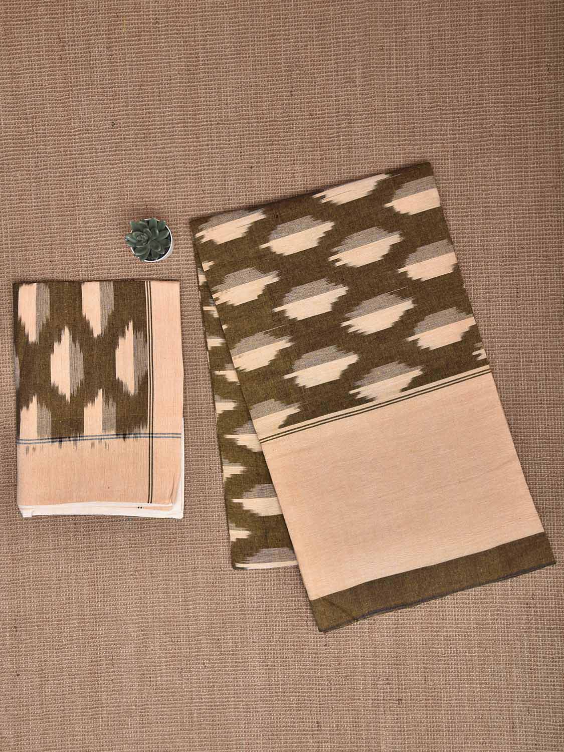 Olive and Cream Pochampally Ikat Cotton Handloom King Size Bedsheet with Buta Design 90 x 108 Inches with Pillow Covers bd0072