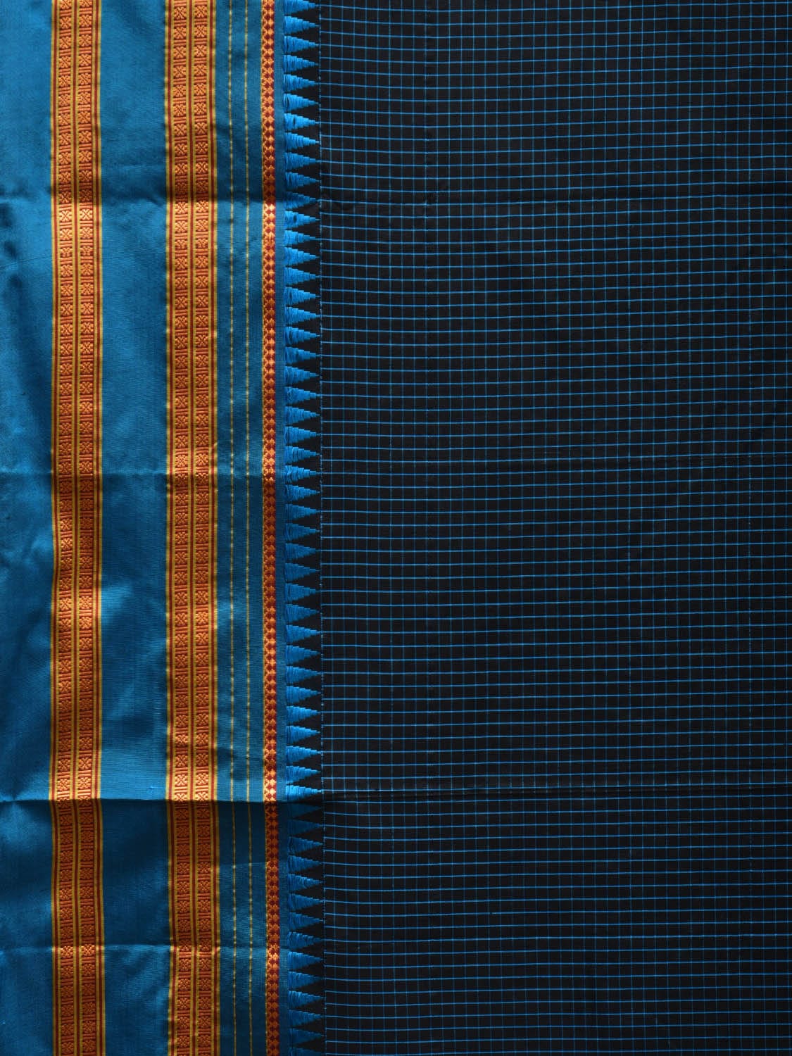Black and Blue Narayanpet Cotton Silk Handloom Saree with Checks Design No Blouse np0595