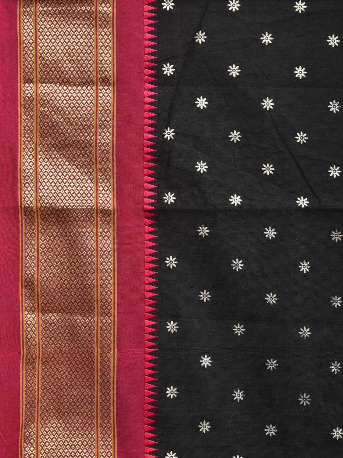Black and Maroon Bamboo Cotton Saree with Small Body Buta Design bc0272
