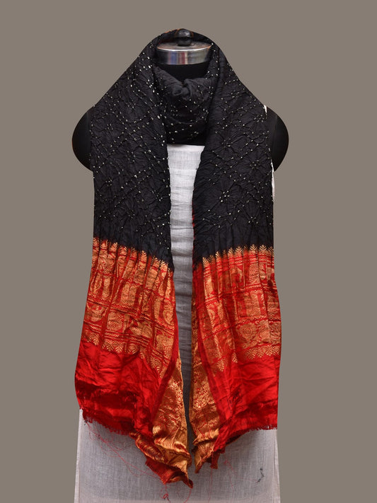 Black and Red Bandhani Kanchipuram Silk Handloom Dupatta with Border Design ds2695