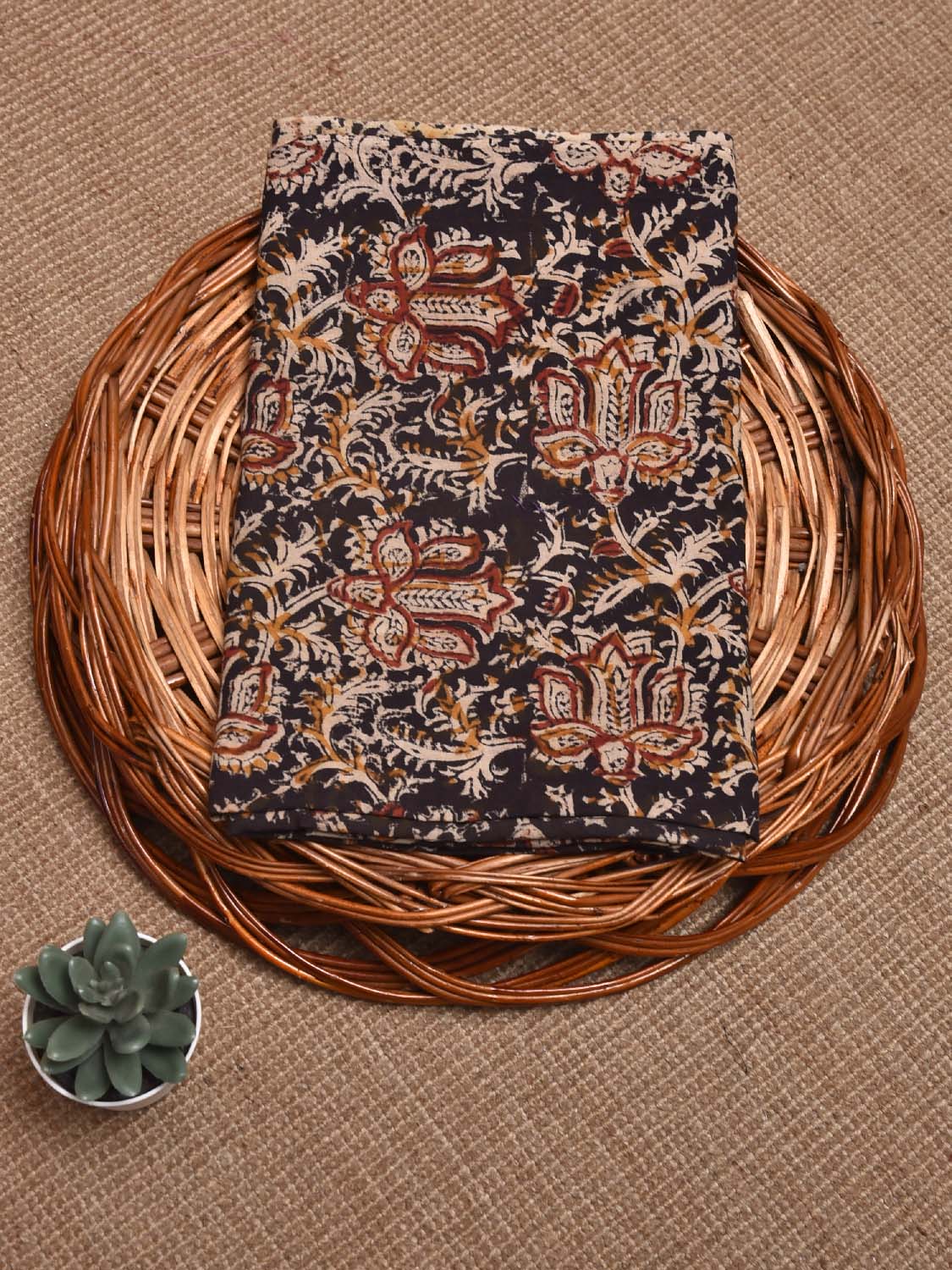 Black and Red Kalamkari Block Print Cotton Blouse with Floral Design Length 1mt Width 44 Inches BL0126