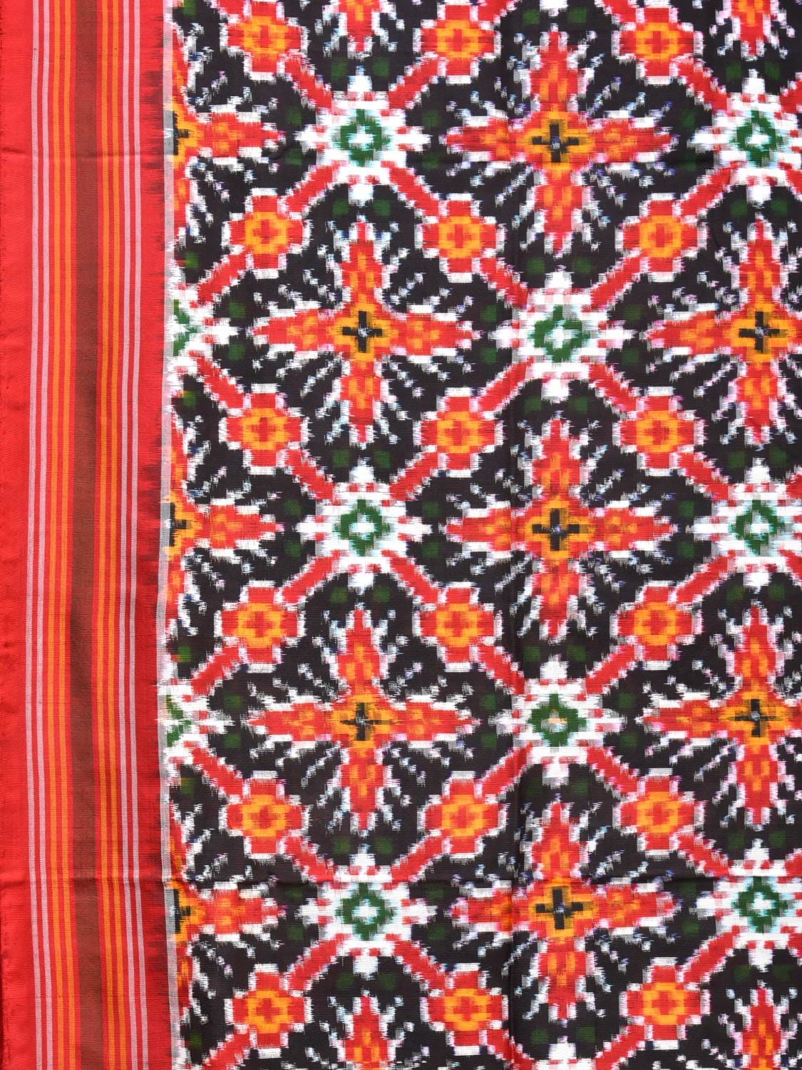 Black and Red Pochampally Double Ikat Silk Handloom Saree with Grill Design i0756