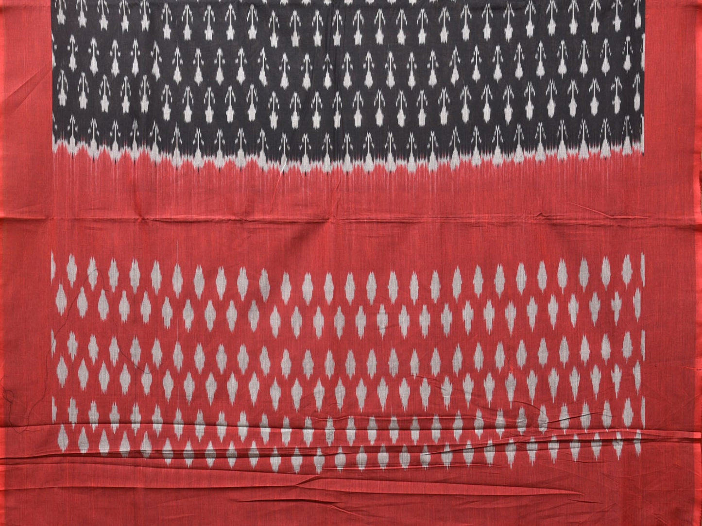 Black and Red Pochampally Ikat Cotton Handloom Saree with Arrow Head Design No Blouse i0781