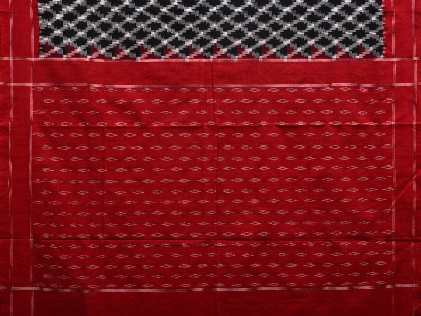Black and Red Pochampally Ikat Cotton Handloom Saree with Grill Design i0674