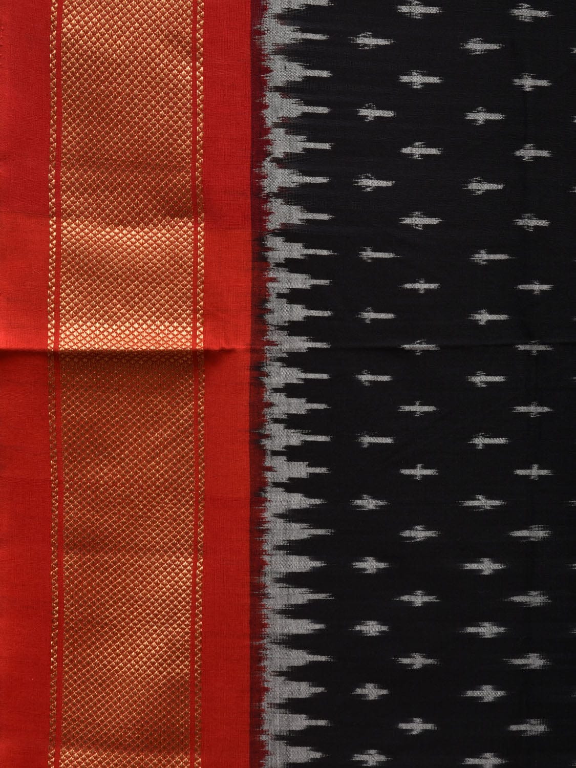 Black and Red Pochampally Ikat Cotton Handloom Saree with Zari Border Design i0697