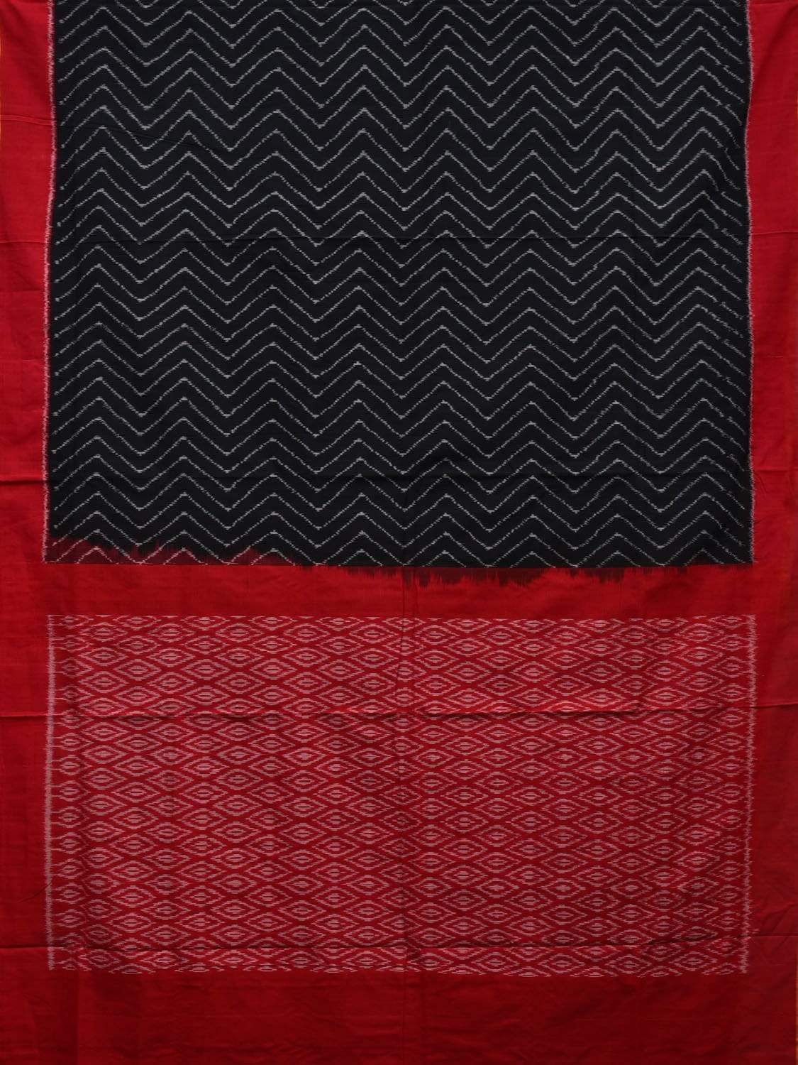 Black and Red Pochampally Ikat Cotton Handloom Saree with Zig-Zag Design i0612