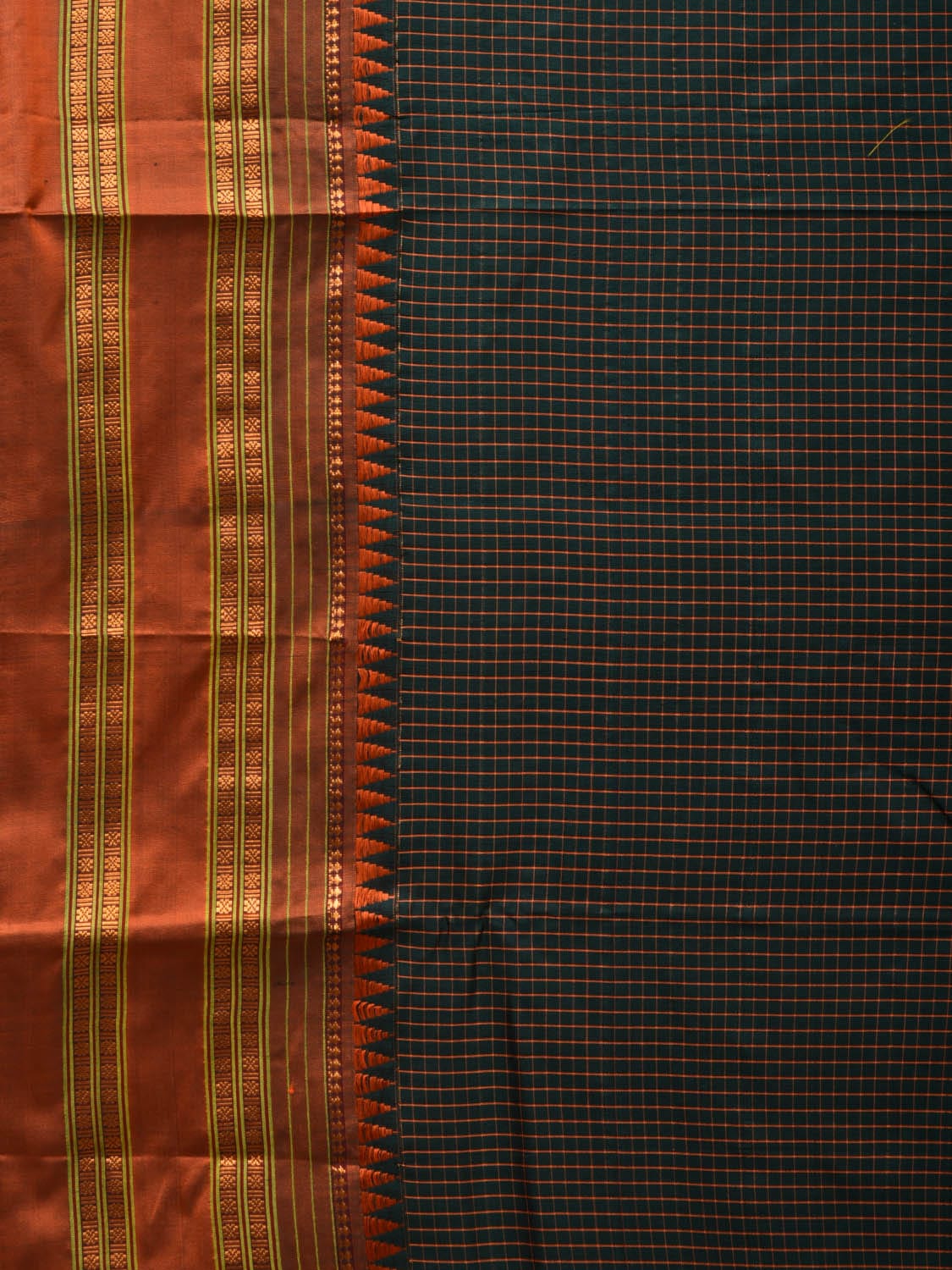 Black and Rust Narayanpet Silk Handloom Saree with Checks Design No Blouse np0646