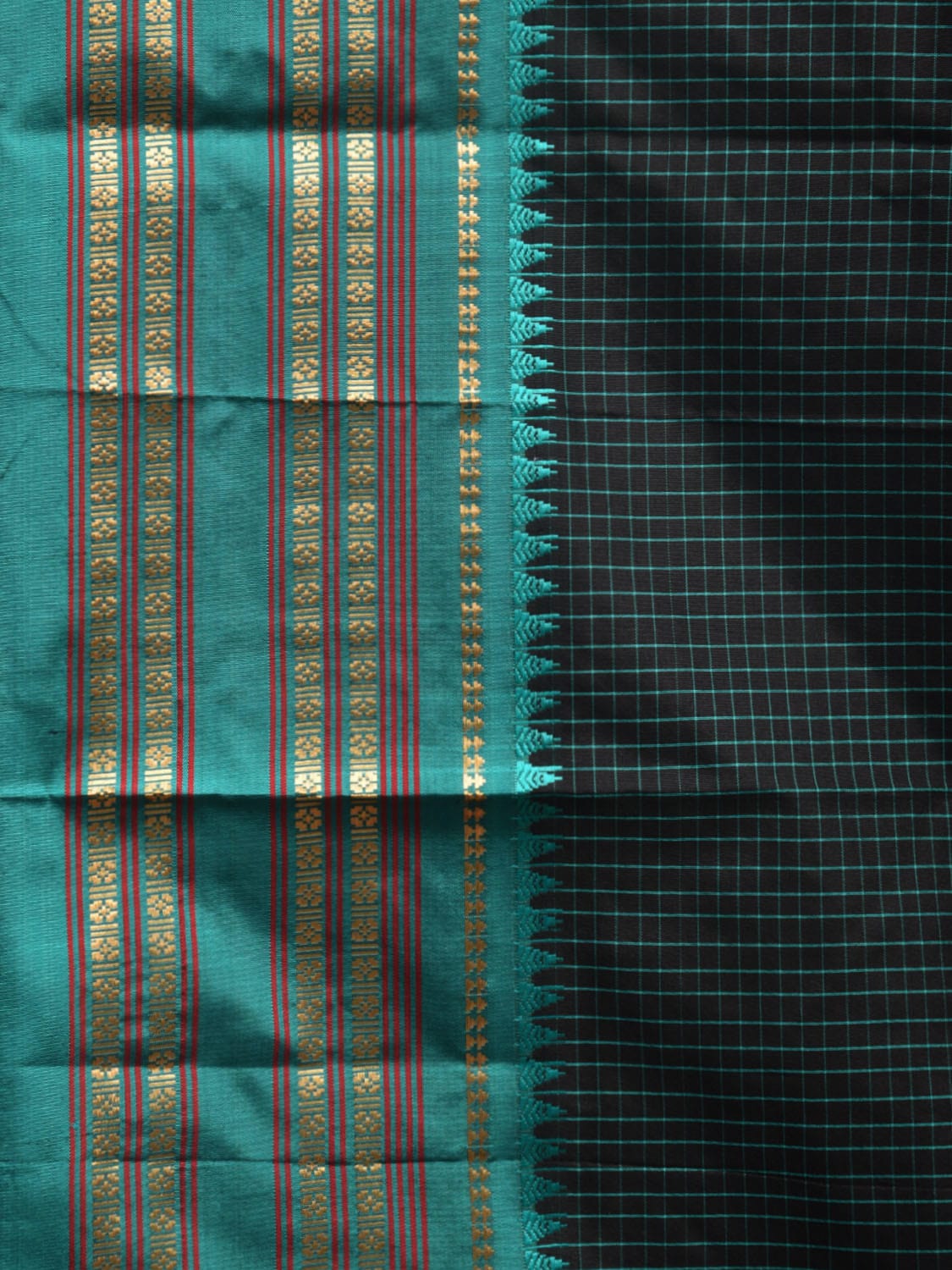 Black and Turquoise Narayanpet Silk Handloom Saree with Checks Design np0934