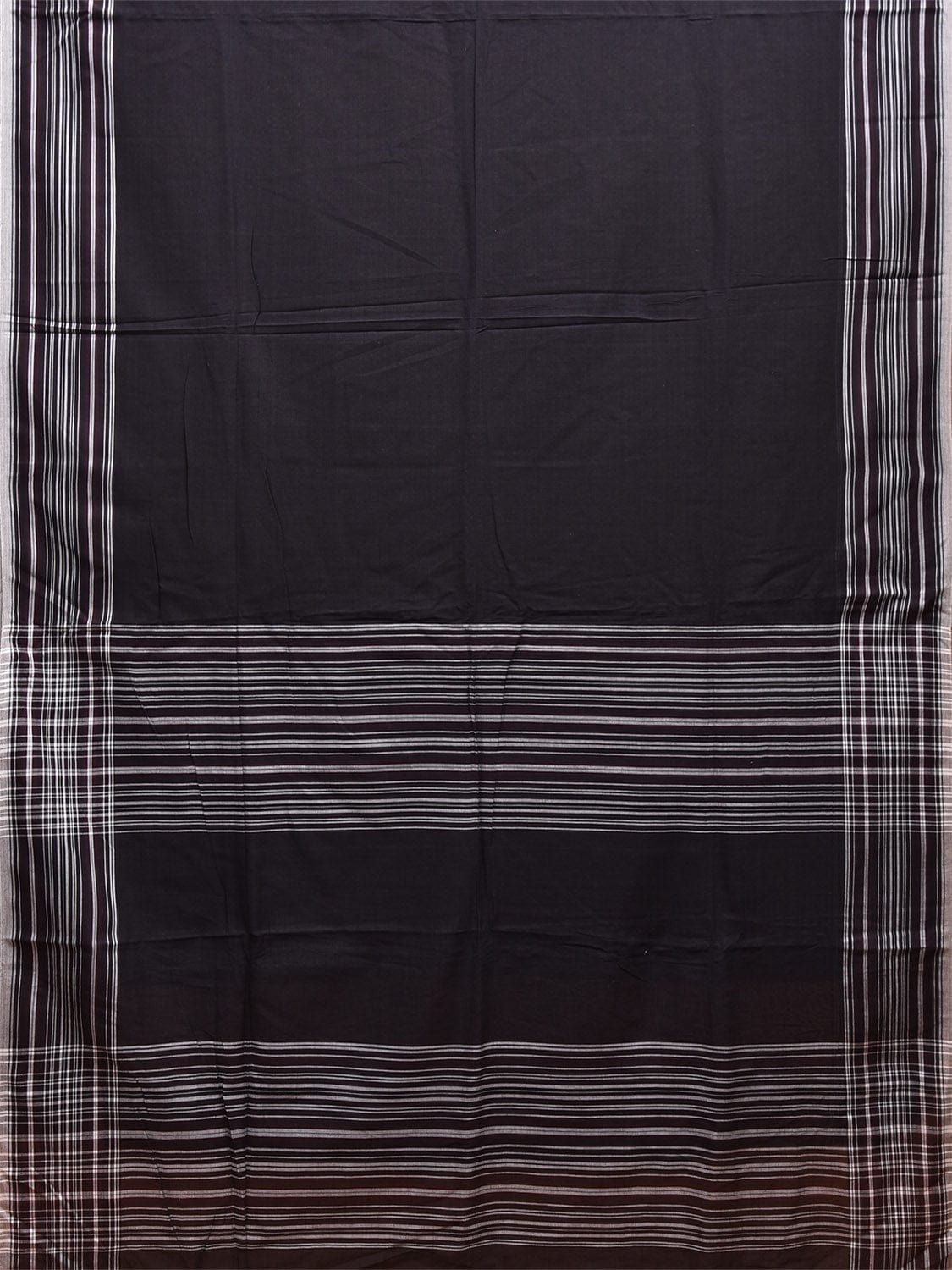 Black and White Organic Cotton Plain Saree with Strips Pallu Design o0567