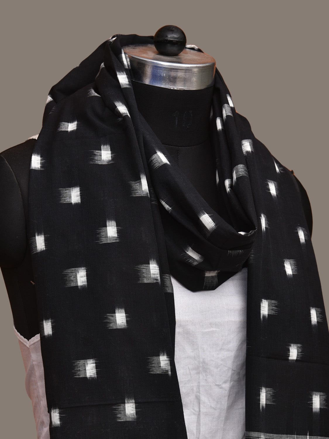 Black and White Pochampally Ikat Cotton Handloom Dupatta with Dots Design ds1896