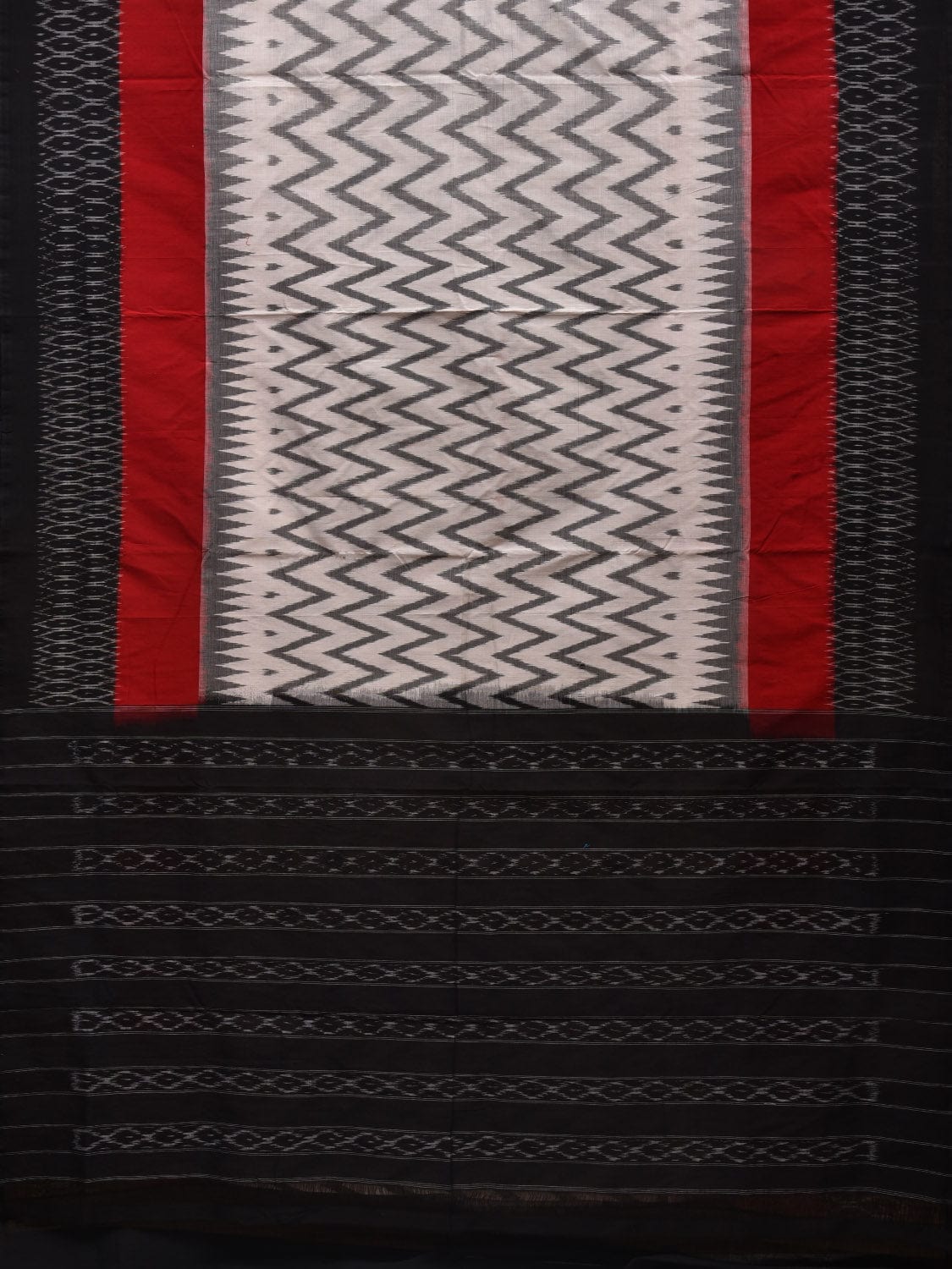 Black and White Pochampally Ikat Cotton Handloom Saree with Zig-Zag Design i0686