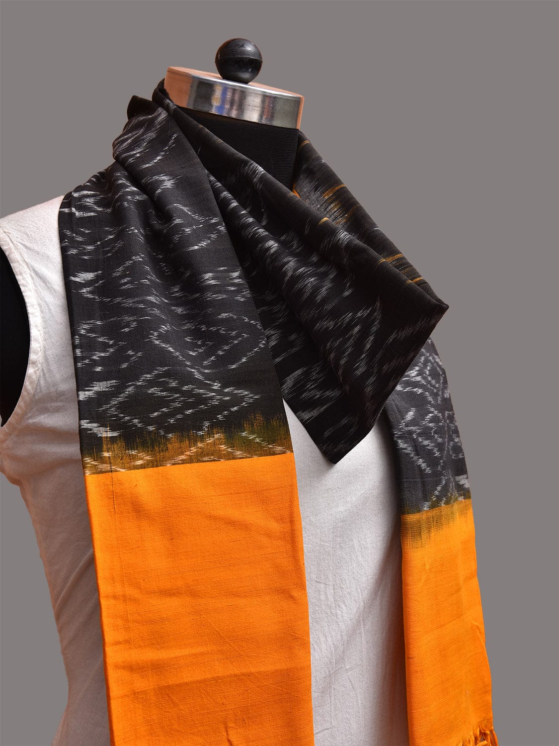 Black and Yellow Ikat Cotton Handloom Stole with Zig-Zag Design ds3747