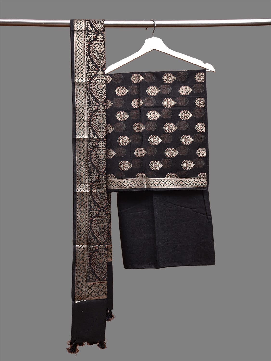 Black Banaras Cotton Viscose Dress Material with Dupatta, Top and Plain Bottom Design dm0071