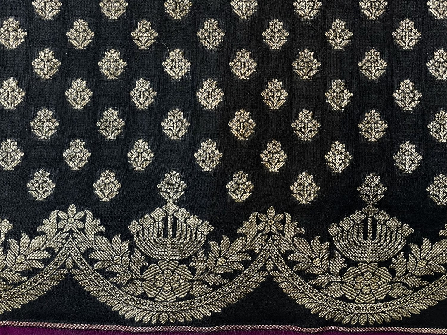 Black Banaras Katan Saree with Body Butta and Border Design b0355ds