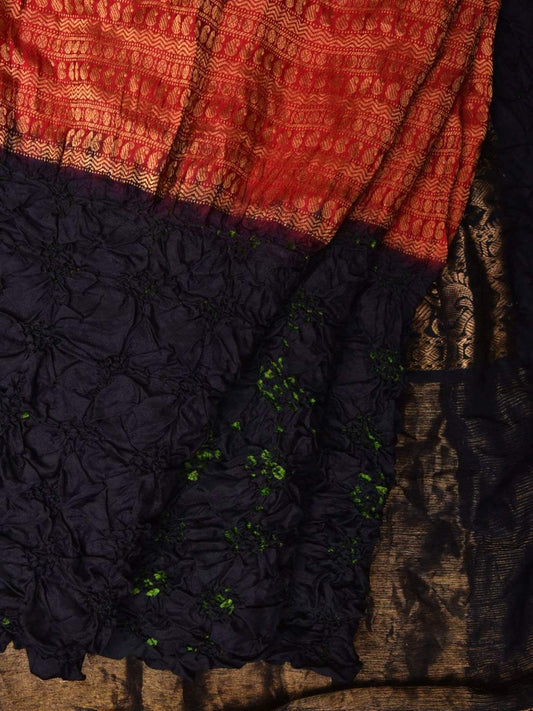 Black Bandhani Kanchipuram Silk Handloom Saree with Middle Brocade Design bn0230